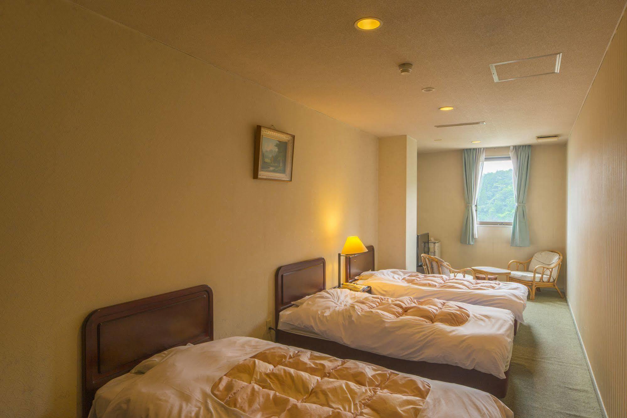 Hotel Gujo Hachiman Exterior photo